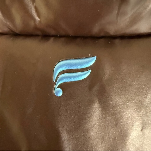 Fabletics Oversized Puffer Vest Brown size Medium - Picture 8 of 9